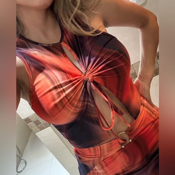 2 piece outfit - Picture 4 of 4